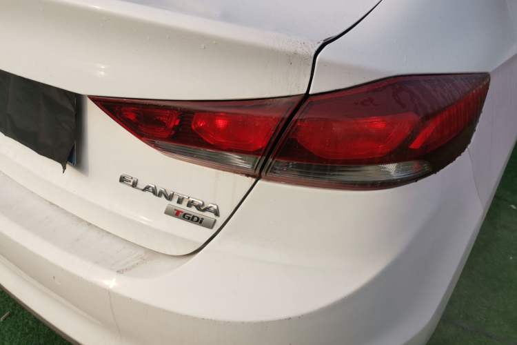 Used Hyundai Elantra (6th Generation / Lingdong) 2018 1.4T Dual-Clutch Xuan Dong · Dynamic Edition Exterior 2