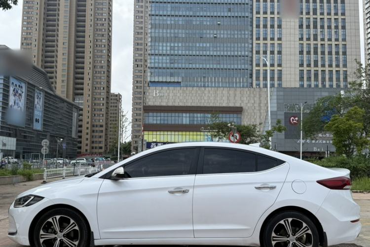Used Hyundai Elantra (6th Generation / Lingdong) 2018 1.4T Dual-Clutch Xuan Dong · Dynamic Edition Exterior 2