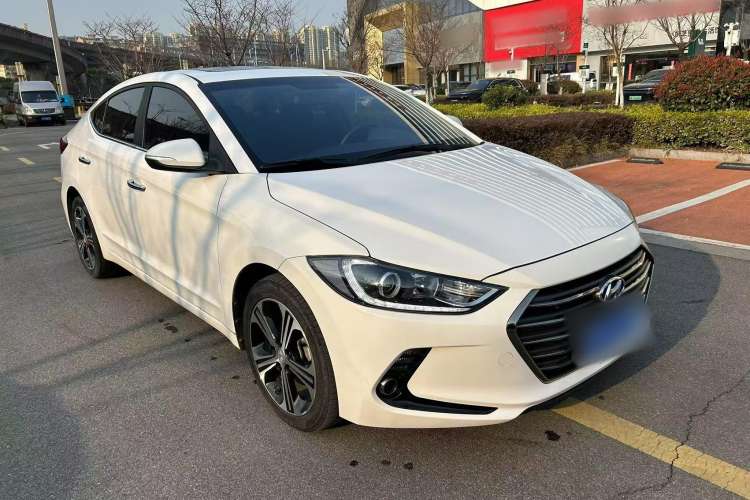 Used Hyundai Elantra (6th Generation / Lingdong) 2018 1.4T Dual-Clutch Xuan Dong · Dynamic Edition Exterior 2
