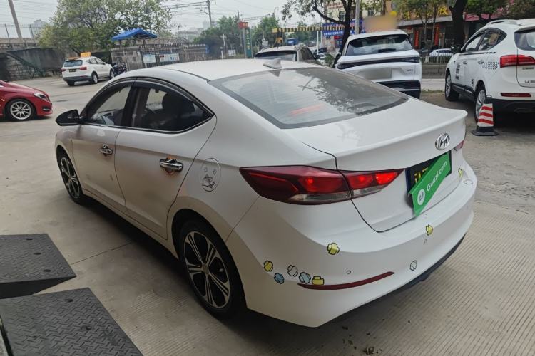 Used Hyundai Elantra (6th Generation / Lingdong) 2018 1.4T Dual-Clutch Xuan Dong · Dynamic Edition Exterior 2
