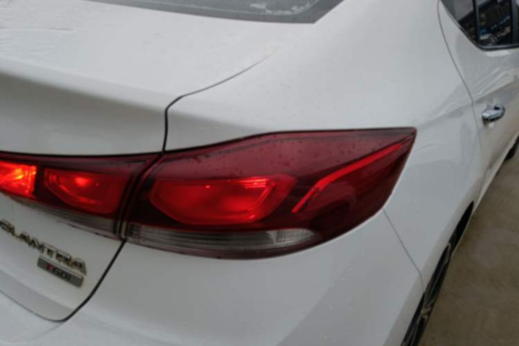 Used Hyundai Elantra (6th Generation / Lingdong) 2018 1.4T Dual-Clutch Xuan Dong · Dynamic Edition Exterior 3