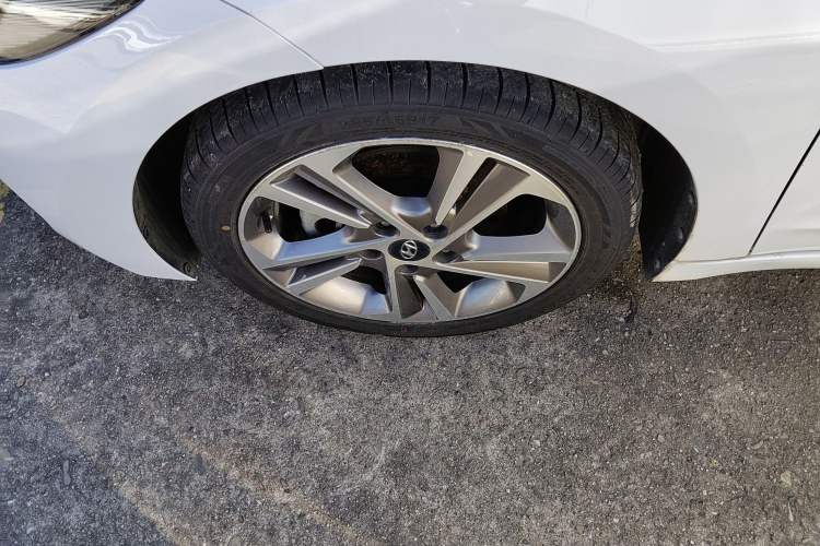 Used Hyundai Elantra (6th Generation / Lingdong) 2018 1.6L Automatic 15th Anniversary Special Edition Exterior 3