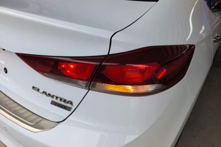 Used Hyundai Elantra (6th Generation / Lingdong) 2018 1.4T Dual-Clutch Xuan Dong · Dynamic Edition Exterior 3