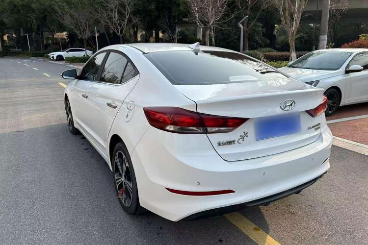 Used Hyundai Elantra (6th Generation / Lingdong) 2018 1.4T Dual-Clutch Xuan Dong · Dynamic Edition Exterior 3