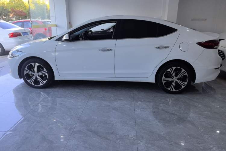 Used Hyundai Elantra (6th Generation / Lingdong) 2018 1.4T Dual-Clutch Xuan Dong · Dynamic Edition Exterior 3