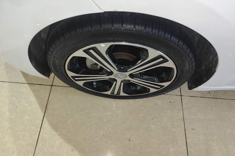 Used Hyundai Elantra (6th Generation / Lingdong) 2018 1.4T Dual-Clutch Xuan Dong · Dynamic Edition Exterior 4