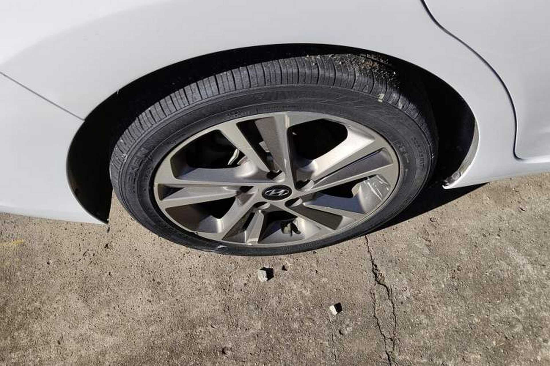 Used Hyundai Elantra (6th Generation / Lingdong) 2018 1.6L Automatic 15th Anniversary Special Edition Exterior 4