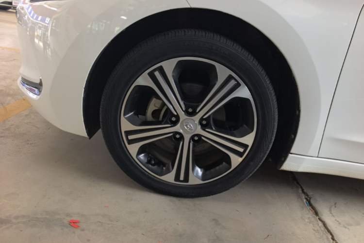 Used Hyundai Elantra (6th Generation / Lingdong) 2018 1.4T Dual-Clutch Xuan Dong · Dynamic Edition Exterior 4