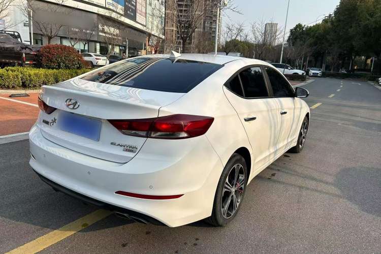 Used Hyundai Elantra (6th Generation / Lingdong) 2018 1.4T Dual-Clutch Xuan Dong · Dynamic Edition Exterior 5