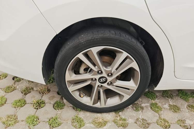 Used Hyundai Elantra (6th Generation / Lingdong) 2018 1.6L Automatic 15th Anniversary Special Edition Exterior 5