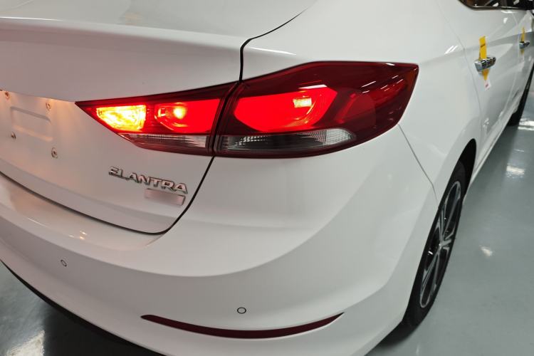 Used Hyundai Elantra (6th Generation / Lingdong) 2018 1.4T Dual-Clutch Xuan Dong · Dynamic Edition Exterior 6