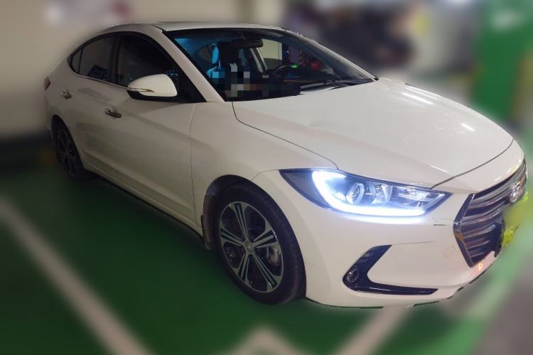 Used Hyundai Elantra (6th Generation / Lingdong) 2018 1.4T Dual-Clutch Xuan Dong · Dynamic Edition Front Right 45 Deg