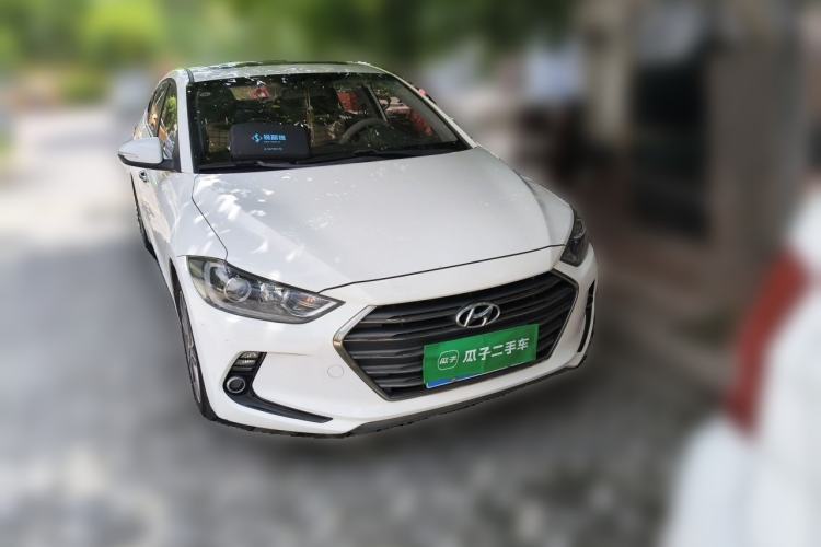 Used Hyundai Elantra (6th Generation / Lingdong) 2018 1.6L Automatic 15th Anniversary Special Edition Front Right 45 Deg