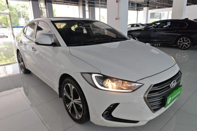 Used Hyundai Elantra (6th Generation / Lingdong) 2018 1.4T Dual-Clutch Xuan Dong · Dynamic Edition Front Right 45 Deg