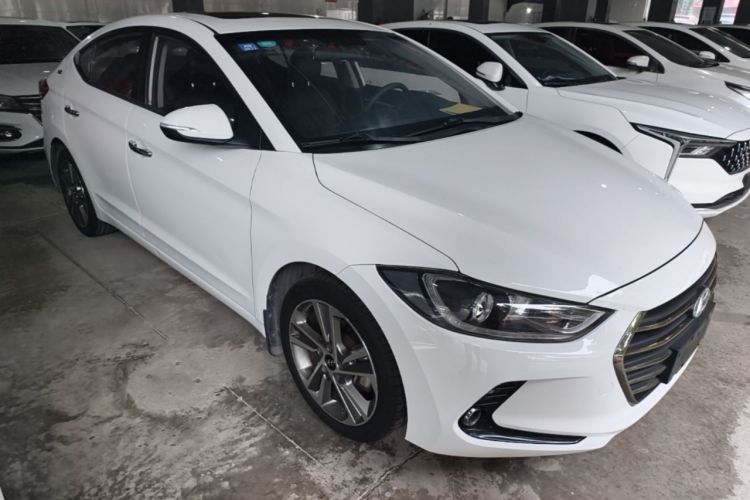 Used Hyundai Elantra (6th Generation / Lingdong) 2018 1.6L Automatic 15th Anniversary Special Edition Front Right 45 Deg