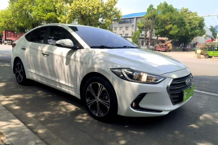 Used Hyundai Elantra (6th Generation / Lingdong) 2018 1.4T Dual-Clutch Xuan Dong · Dynamic Edition Front Right 45 Deg