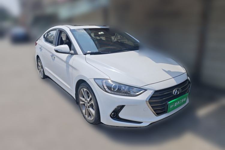 Used Hyundai Elantra (6th Generation / Lingdong) 2018 1.6L Automatic 15th Anniversary Special Edition Front Right 45 Deg