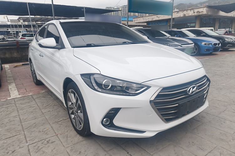 Used Hyundai Elantra (6th Generation / Lingdong) 2018 1.6L Automatic 15th Anniversary Special Edition Front Right 45 Deg