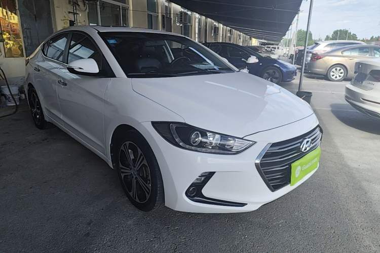Used Hyundai Elantra (6th Generation / Lingdong) 2018 1.4T Dual-Clutch Xuan Dong · Dynamic Edition Front Right 45 Deg