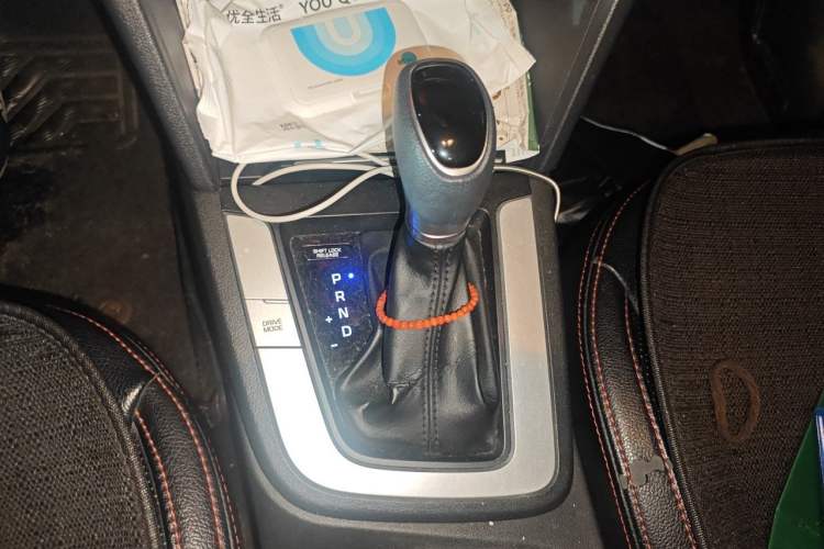 Used Hyundai Elantra (6th Generation / Lingdong) 2018 1.6L Automatic 15th Anniversary Special Edition Gear Lever