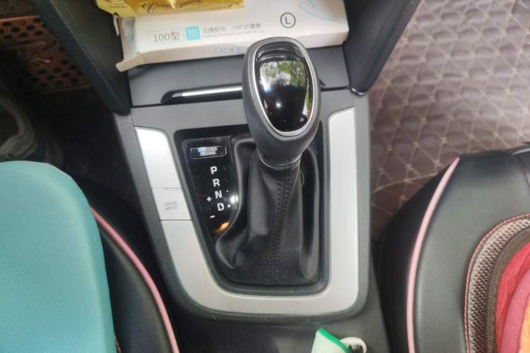Used Hyundai Elantra (6th Generation / Lingdong) 2018 1.6L Automatic 15th Anniversary Special Edition Gear Lever