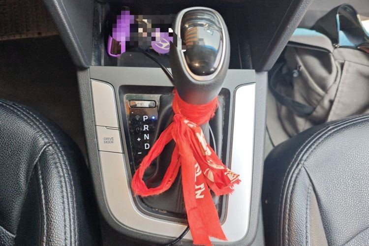 Used Hyundai Elantra (6th Generation / Lingdong) 2018 1.6L Automatic 15th Anniversary Special Edition Gear Lever