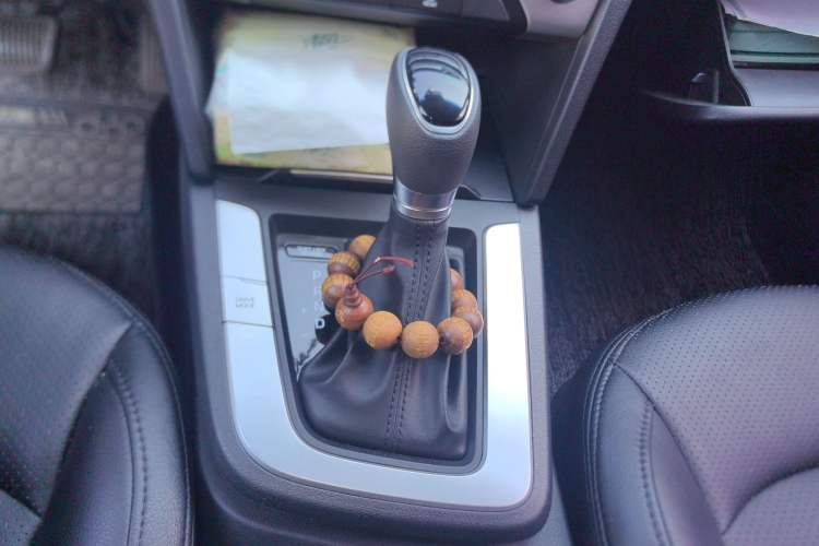 Used Hyundai Elantra (6th Generation / Lingdong) 2018 1.6L Automatic 15th Anniversary Special Edition Gear Lever
