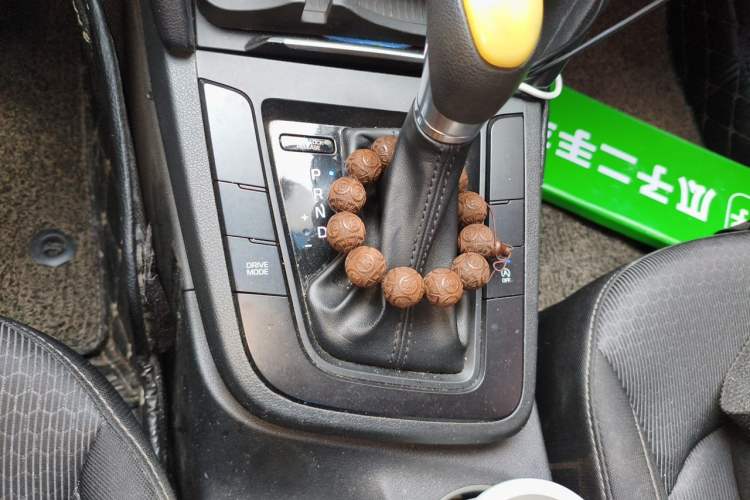 Used Hyundai Elantra (6th Generation / Lingdong) 2018 1.4T Dual-Clutch Xuan Dong · Dynamic Edition Gear Lever