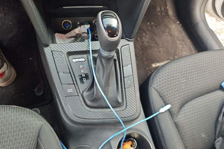 Used Hyundai Elantra (6th Generation / Lingdong) 2018 1.4T Dual-Clutch Xuan Dong · Dynamic Edition Gear Lever