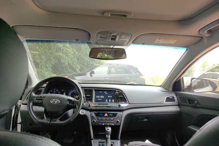 Used Hyundai Elantra (6th Generation / Lingdong) 2018 1.4T Dual-Clutch Xuan Dong · Dynamic Edition Headliner