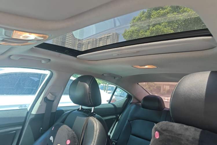 Used Hyundai Elantra (6th Generation / Lingdong) 2018 1.4T Dual-Clutch Xuan Dong · Dynamic Edition Headliner
