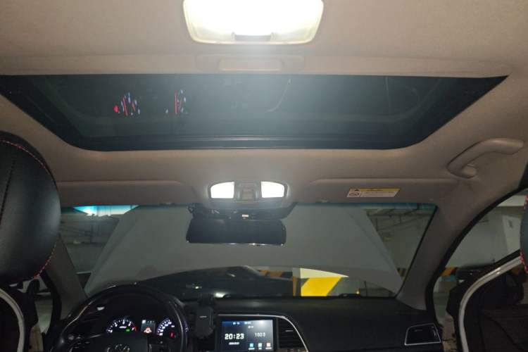 Used Hyundai Elantra (6th Generation / Lingdong) 2018 1.4T Dual-Clutch Xuan Dong · Dynamic Edition Headliner