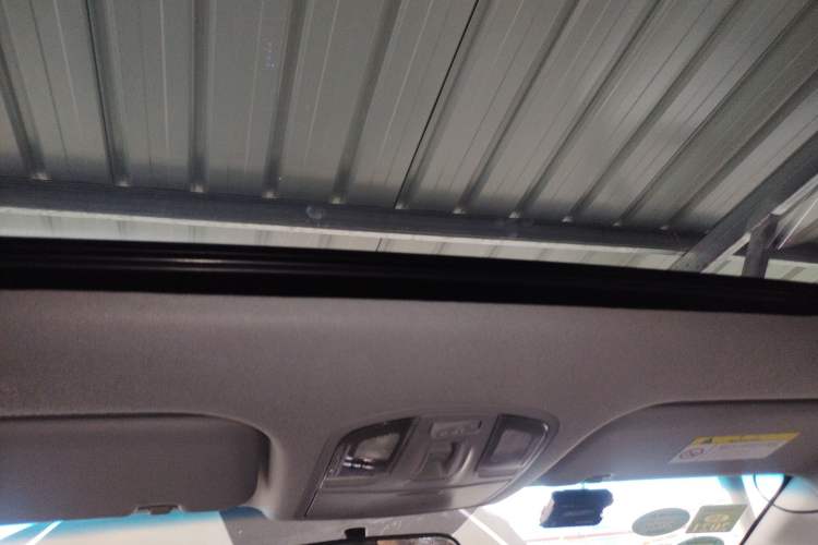 Used Hyundai Elantra (6th Generation / Lingdong) 2018 1.4T Dual-Clutch Xuan Dong · Dynamic Edition Headliner