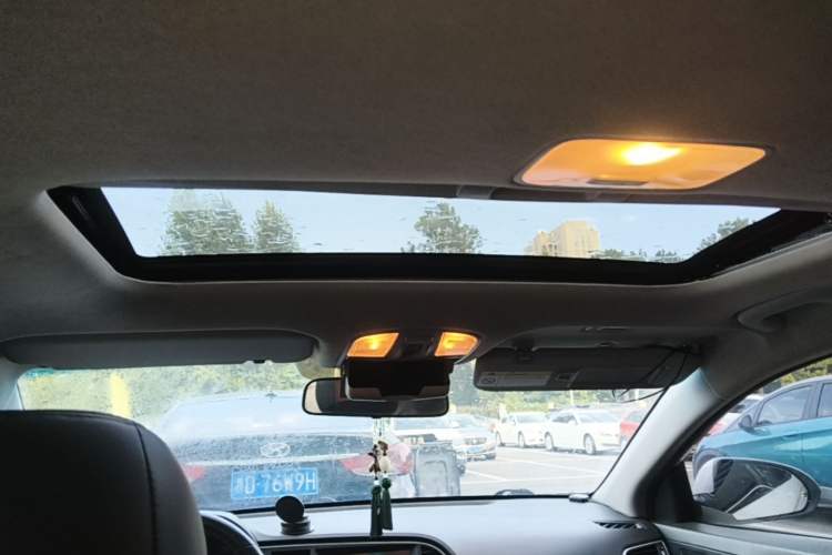 Used Hyundai Elantra (6th Generation / Lingdong) 2018 1.4T Dual-Clutch Xuan Dong · Dynamic Edition Headliner