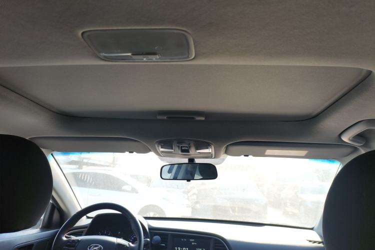 Used Hyundai Elantra (6th Generation / Lingdong) 2018 1.4T Dual-Clutch Xuan Dong · Dynamic Edition Headliner