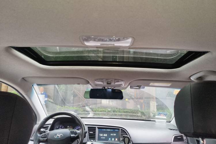 Used Hyundai Elantra (6th Generation / Lingdong) 2018 1.4T Dual-Clutch Xuan Dong · Dynamic Edition Headliner
