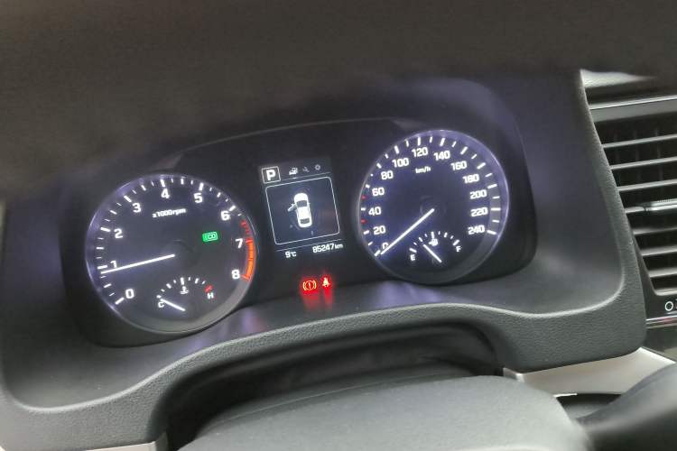 Used Hyundai Elantra (6th Generation / Lingdong) 2018 1.6L Automatic 15th Anniversary Special Edition Instrument Cluster