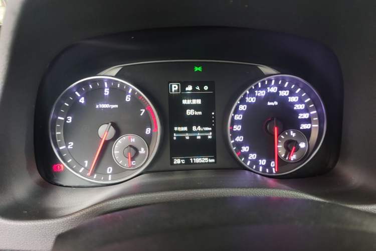 Used Hyundai Elantra (6th Generation / Lingdong) 2018 1.4T Dual-Clutch Xuan Dong · Dynamic Edition Instrument Cluster