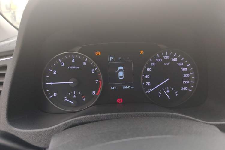 Used Hyundai Elantra (6th Generation / Lingdong) 2018 1.6L Automatic 15th Anniversary Special Edition Instrument Cluster