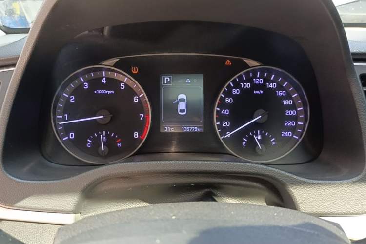 Used Hyundai Elantra (6th Generation / Lingdong) 2018 1.6L Automatic 15th Anniversary Special Edition Instrument Cluster