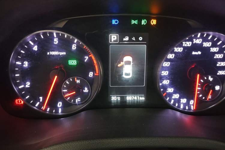 Used Hyundai Elantra (6th Generation / Lingdong) 2018 1.4T Dual-Clutch Xuan Dong · Dynamic Edition Instrument Cluster