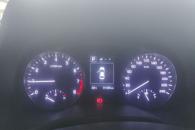 Used Hyundai Elantra (6th Generation / Lingdong) 2018 1.6L Automatic 15th Anniversary Special Edition Instrument Cluster