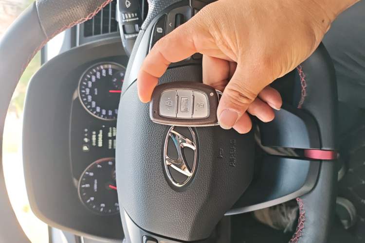 Used Hyundai Elantra (6th Generation / Lingdong) 2018 1.4T Dual-Clutch Xuan Dong · Dynamic Edition Interior 1