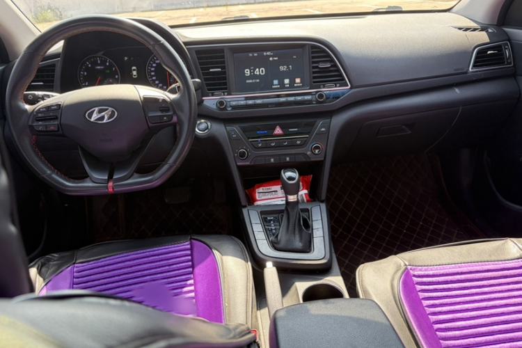 Used Hyundai Elantra (6th Generation / Lingdong) 2018 1.4T Dual-Clutch Xuan Dong · Dynamic Edition Interior 1