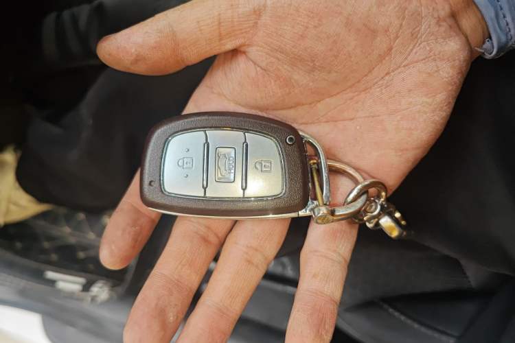 Used Hyundai Elantra (6th Generation / Lingdong) 2018 1.4T Dual-Clutch Xuan Dong · Dynamic Edition Interior 1