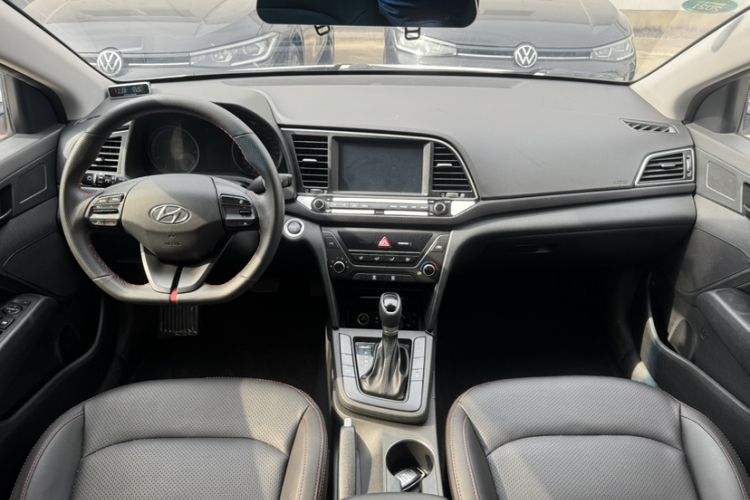 Used Hyundai Elantra (6th Generation / Lingdong) 2018 1.4T Dual-Clutch Xuan Dong · Dynamic Edition Interior 1