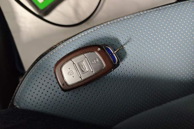Used Hyundai Elantra (6th Generation / Lingdong) 2018 1.4T Dual-Clutch Xuan Dong · Dynamic Edition Interior 1
