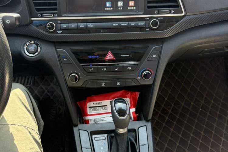Used Hyundai Elantra (6th Generation / Lingdong) 2018 1.4T Dual-Clutch Xuan Dong · Dynamic Edition Interior 3