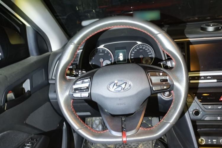 Used Hyundai Elantra (6th Generation / Lingdong) 2018 1.4T Dual-Clutch Xuan Dong · Dynamic Edition Interior 3