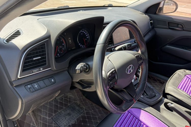 Used Hyundai Elantra (6th Generation / Lingdong) 2018 1.4T Dual-Clutch Xuan Dong · Dynamic Edition Interior 7